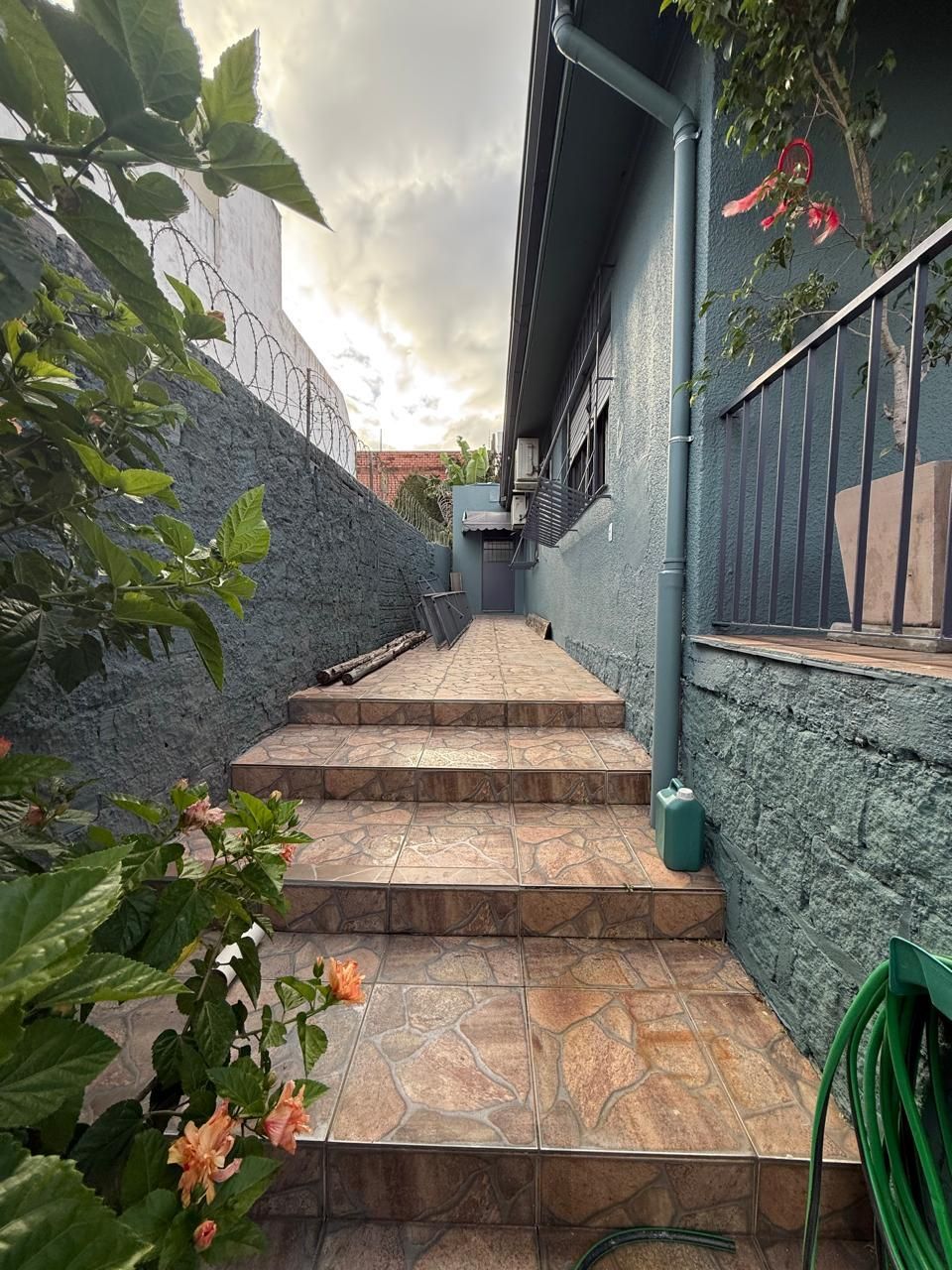 Casa com 03 dormitórios, sendo 02 suítes e garagem — foto 29