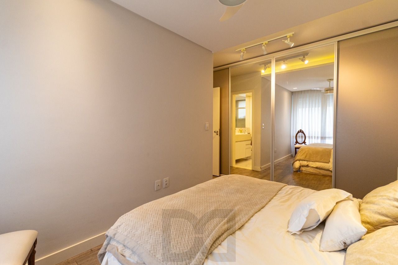 Apartamento de 2 dormitórios à venda na Rua Coronel Bordini - bairro Auxiliadora — foto 21