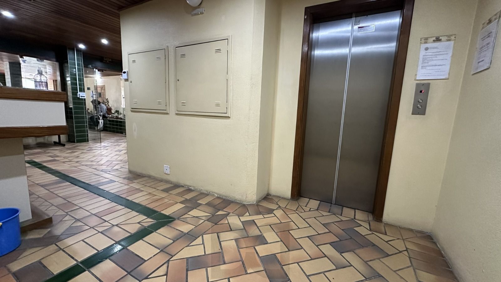 Sala comercial próximo ao hospital HPS e UFRGS — foto 4