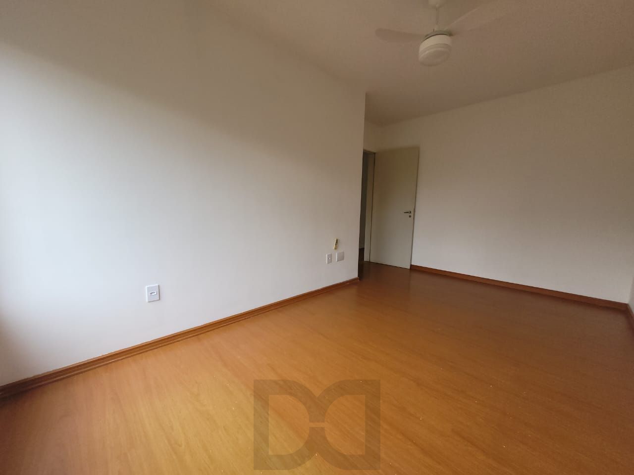 Apartamento de frente 2 dormitórios e vaga coberta próximo do Hospital Conceição — foto 5
