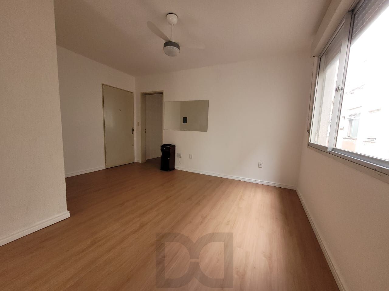 Apartamento de frente 2 dormitórios e vaga coberta próximo do Hospital Conceição — foto 9