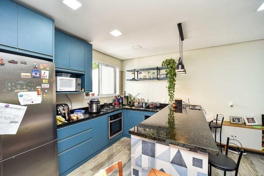 Belíssima casa de 4 dormitórios com 01 suíte com 2 vagas na Chácara das Pedras — foto 28