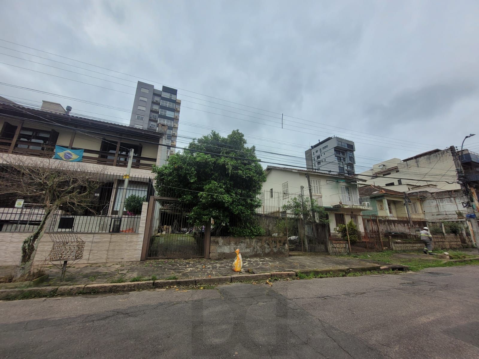 Terreno com 330 m2 — foto 1