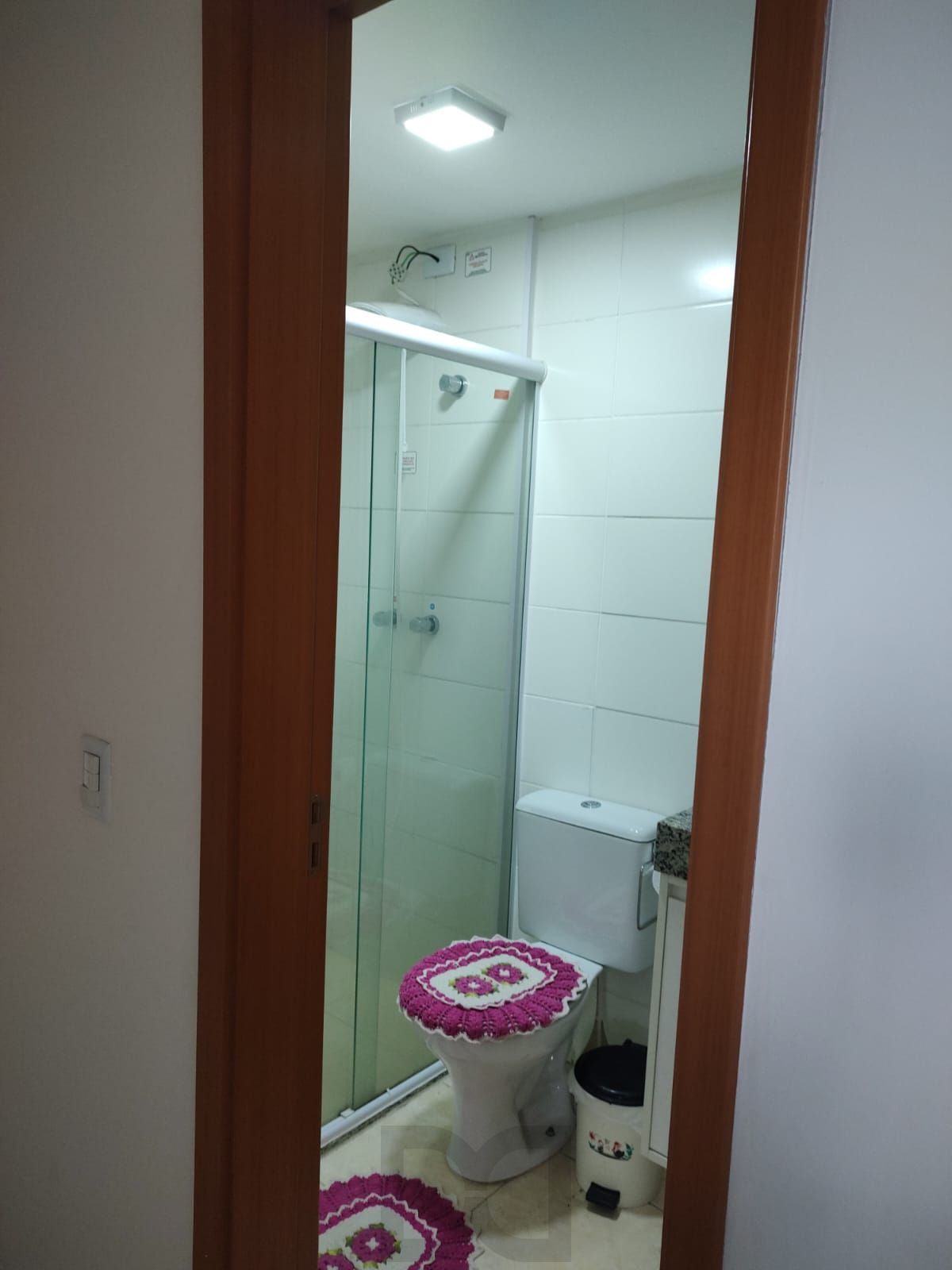 Apartamento 02 dormitórios com vaga, no bairro Humaitá. — foto 14