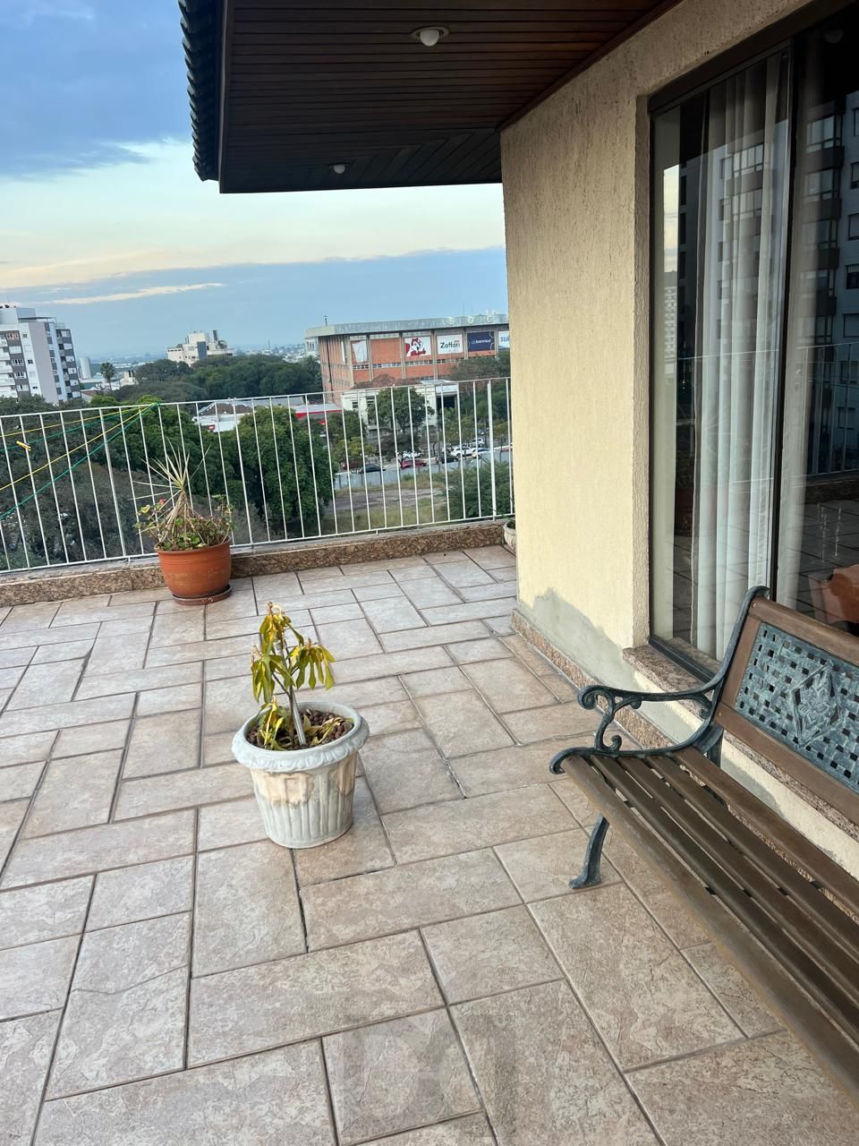 Cobertura à venda com 3 dormitórios no bairro São João, Porto Alegre — foto 2