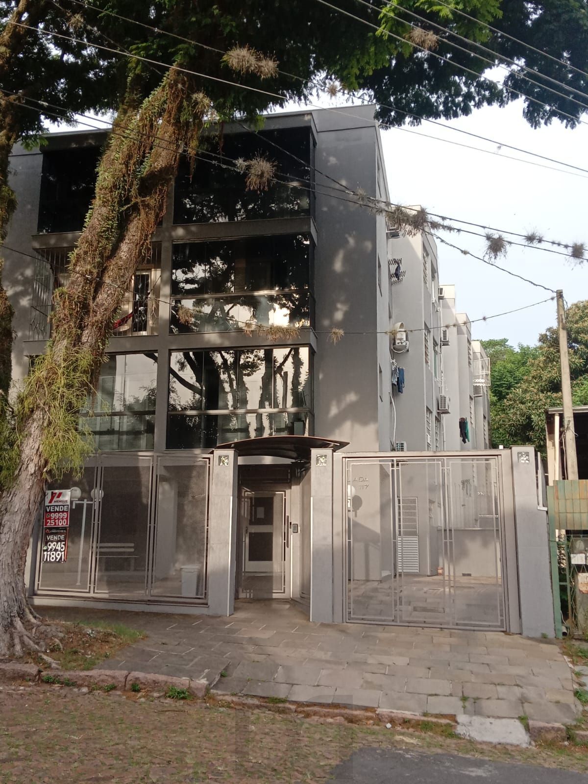 Apartamento 01 dormitório térreo sem garagem e elevador — foto 1