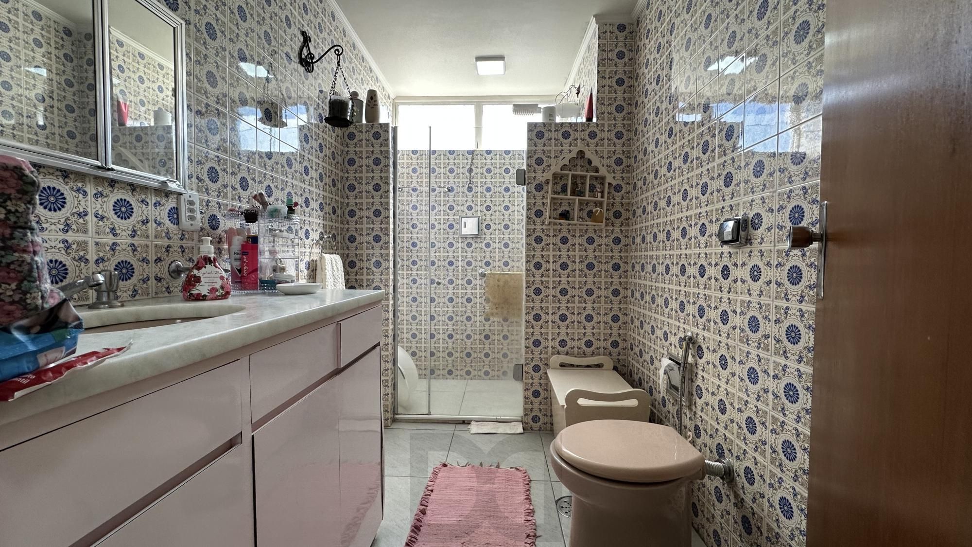 Apartamento com 2 dormitórios, dependência, elevador e vaga coberta na Mariland — foto 10