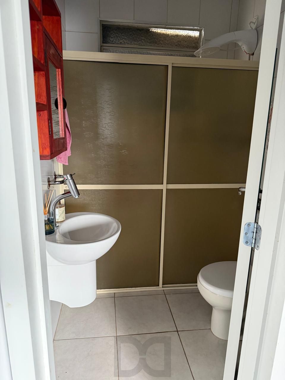 Casa com 03 dormitórios, sendo 02 suítes e garagem — foto 7