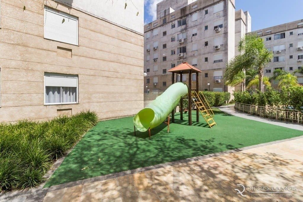 Apartamento 02 dormitórios com garagem escriturada no Bairro Ipanema — foto 6