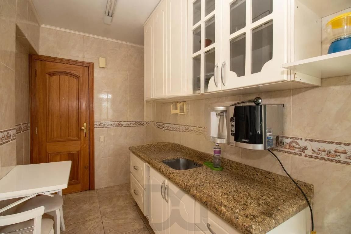 Apartamento com 72m² e com ambientes bem distribuídos no Passo d'Areia — foto 8