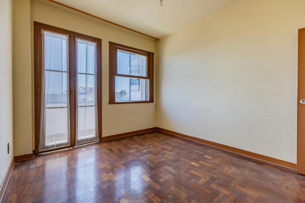 Apartamento com 03 dormitórios com 01 vaga de garagem escriturada sub solo — foto 7