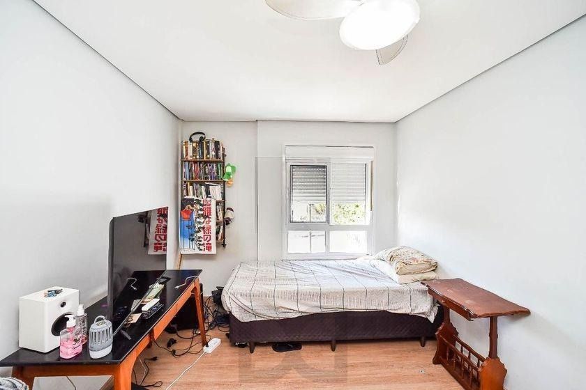 Belíssima casa de 4 dormitórios com 01 suíte com 2 vagas na Chácara das Pedras — foto 25