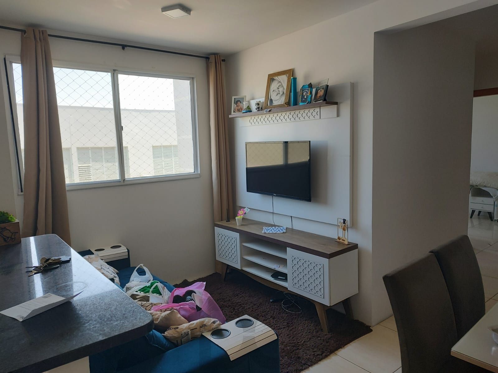 Apartamento 02 dormitórios com vaga, no bairro Humaitá. — foto 1