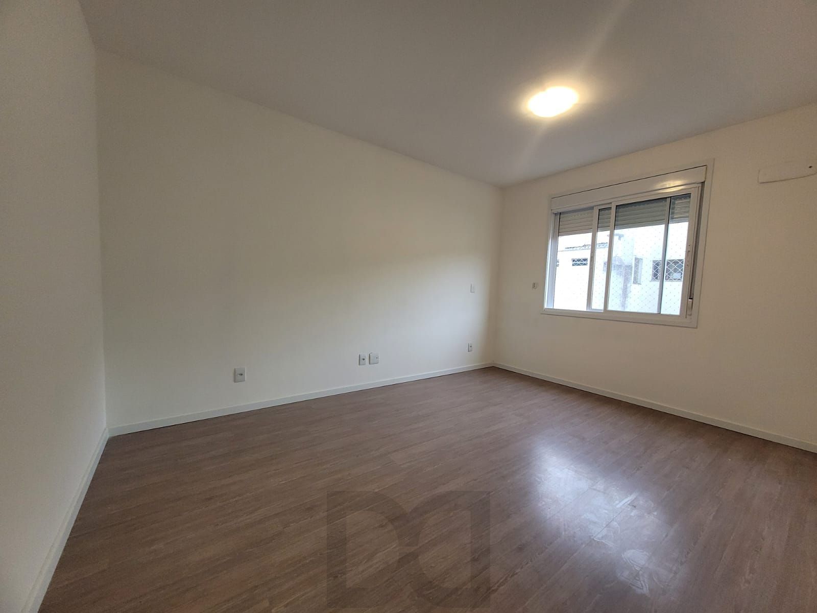 Apartamento com 2 Dormitórios e 1 Suíte, 2 Vagas, próximo ao colégio Dom Bosco — foto 13