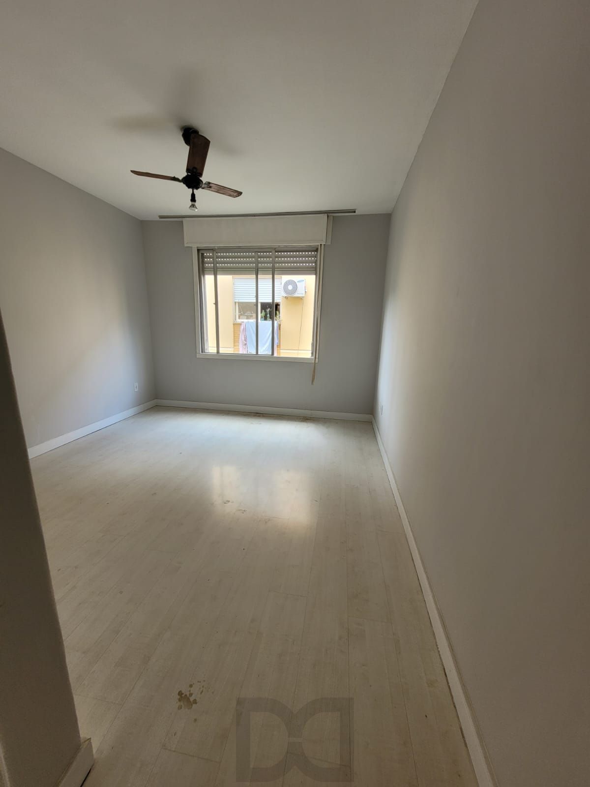 Vende apartamento de 2 dormitórios no Passo da Areia, condomínio ao lado do Conceição — foto 3