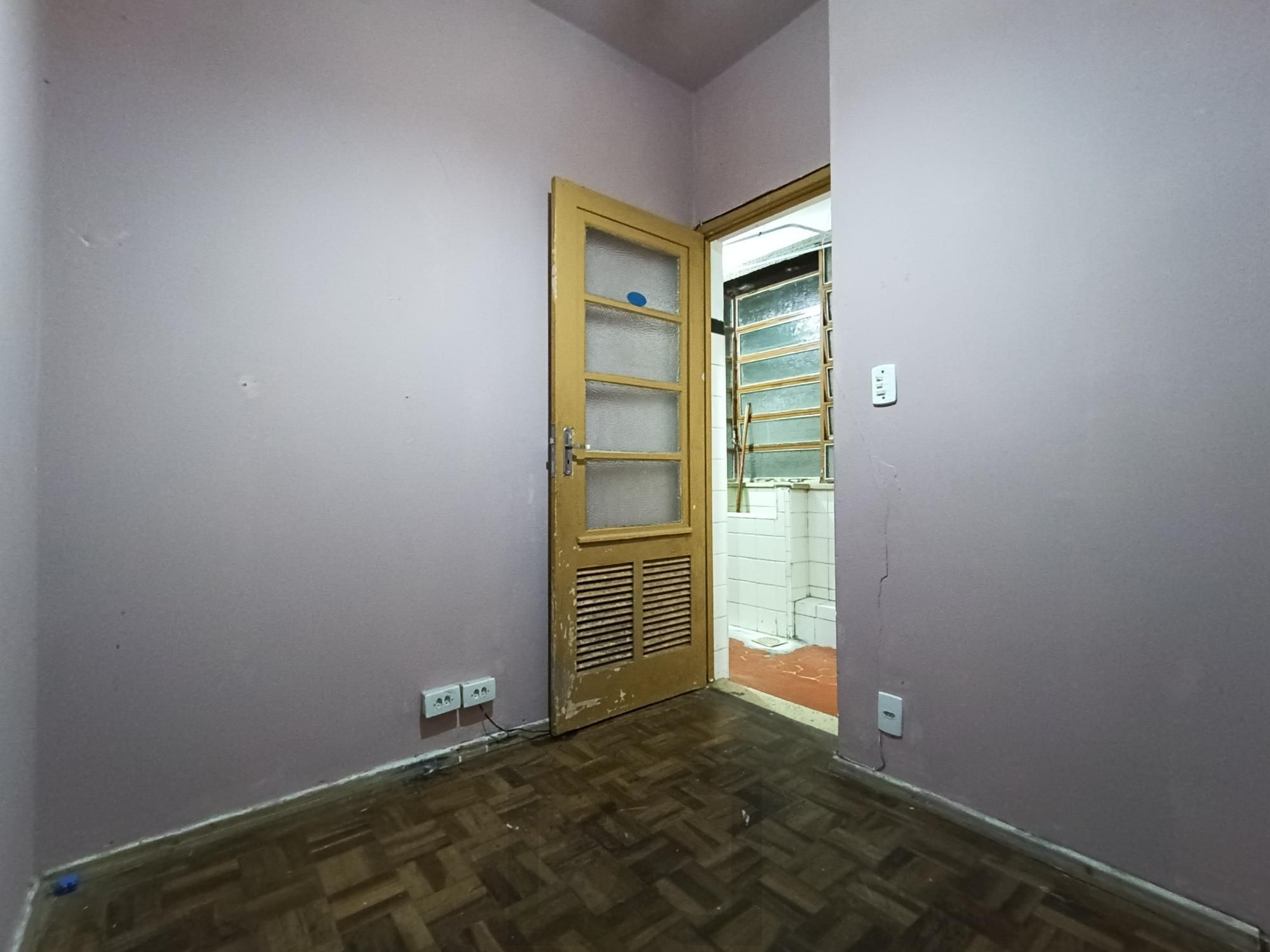 Apartamento com 01 dormitório com garagem — foto 4