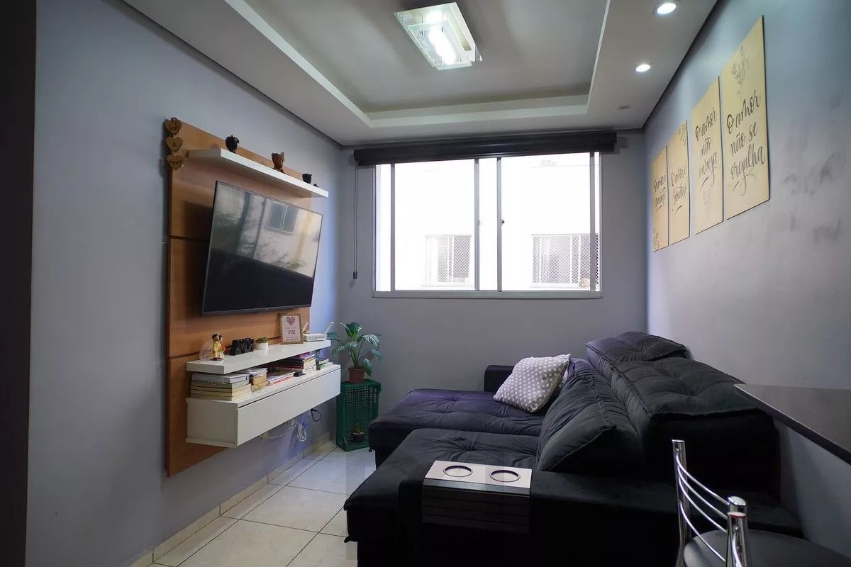 Apartamento com 02 dormitórios com 01 vaga de garagem — foto 1