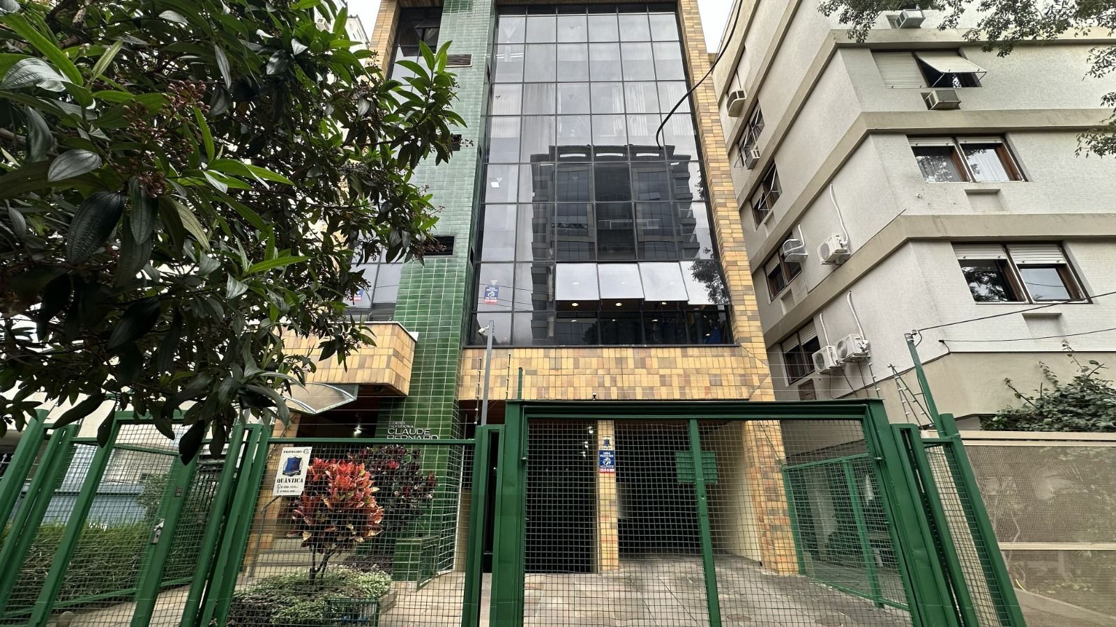 Sala comercial próximo ao hospital HPS e UFRGS — foto 2