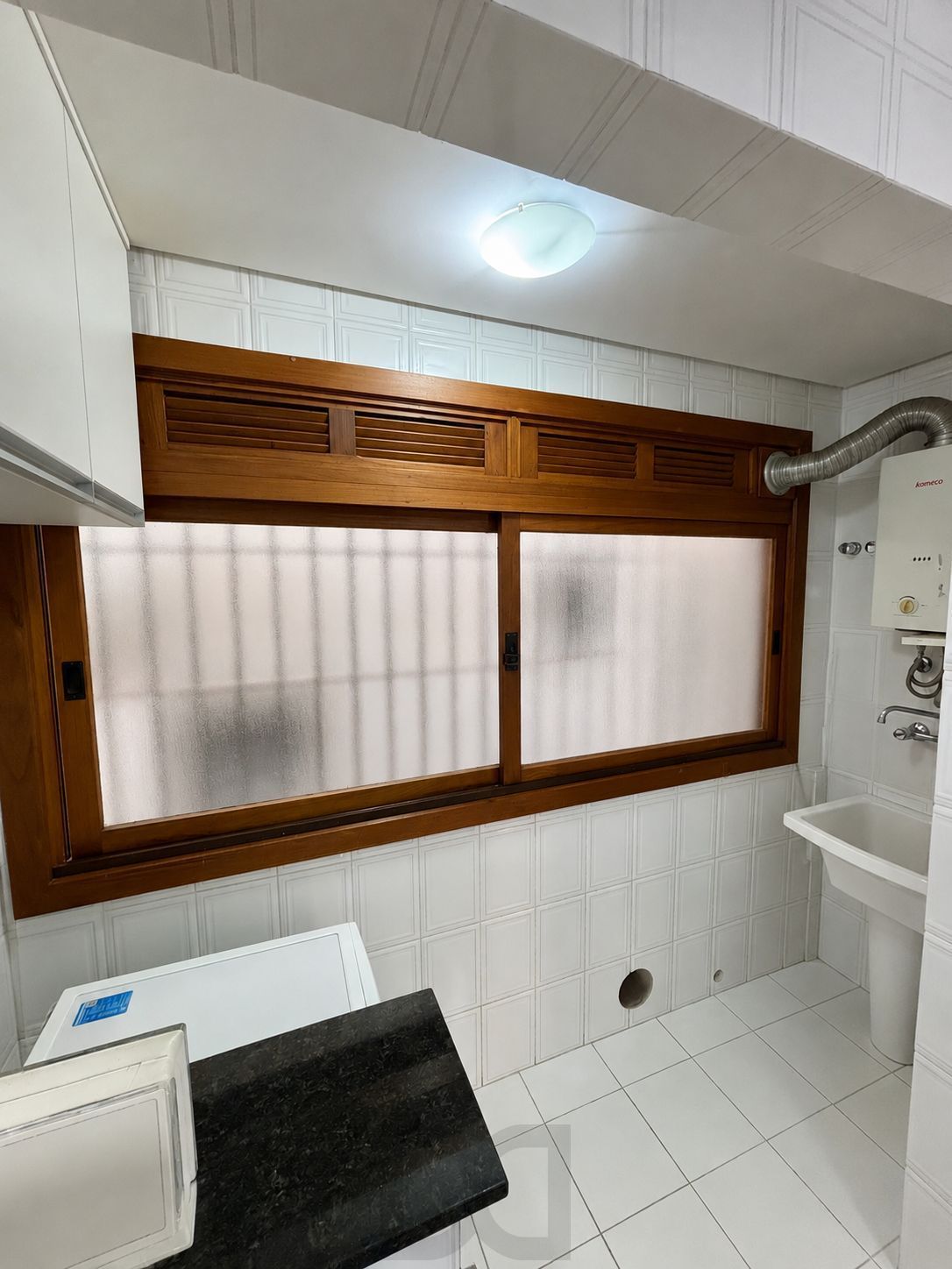 Apartamento com 01 dormitório com 01 vaga de garagem escriturada — foto 14