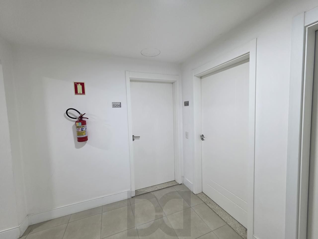 Apartamento novo com 03 dormitórios , 02 vagas de garagem dupla escriturada com 01 suíte — foto 7