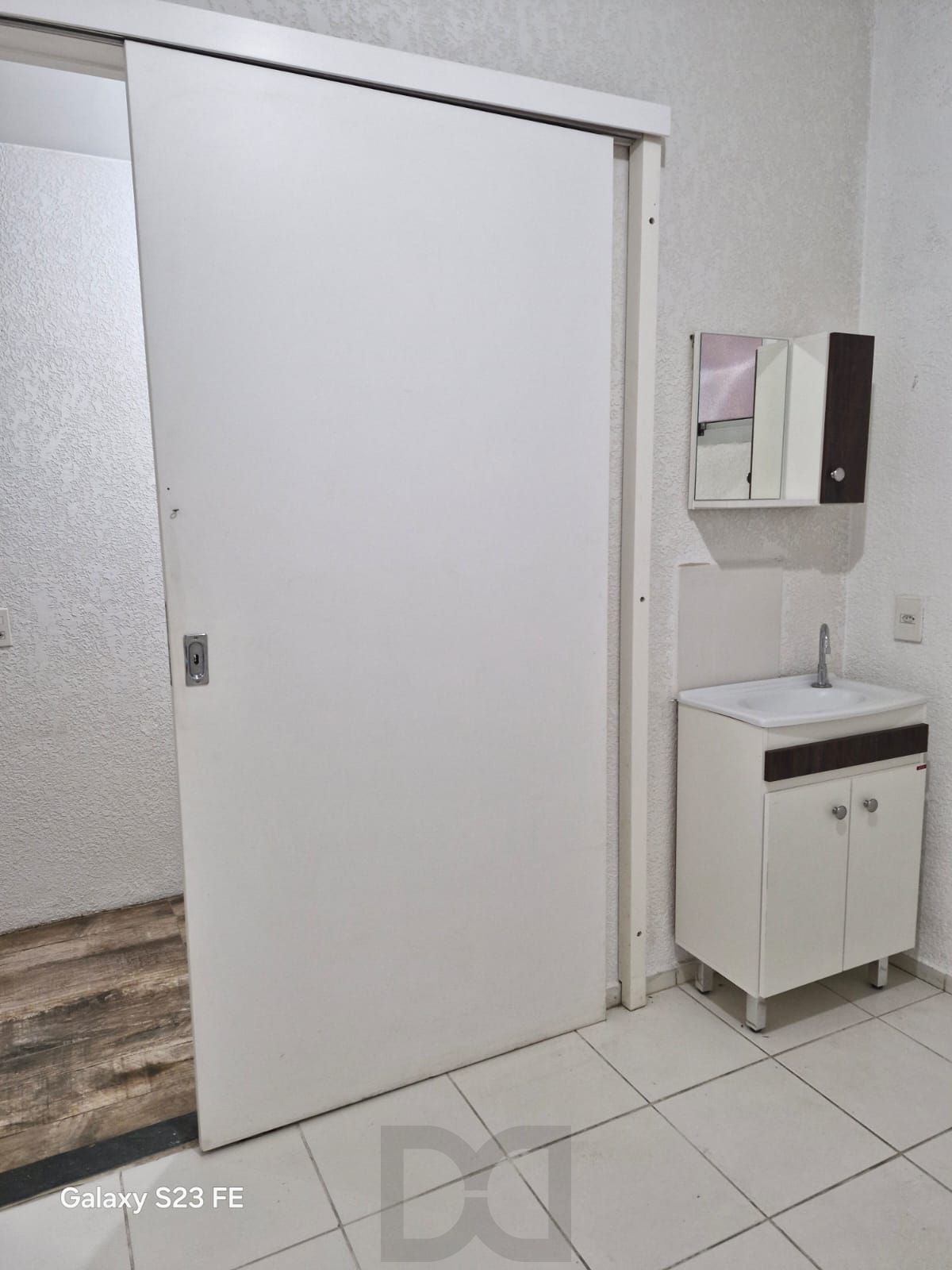 Apartamento térreo com 01 dormitório e uma vaga rotativa — foto 4