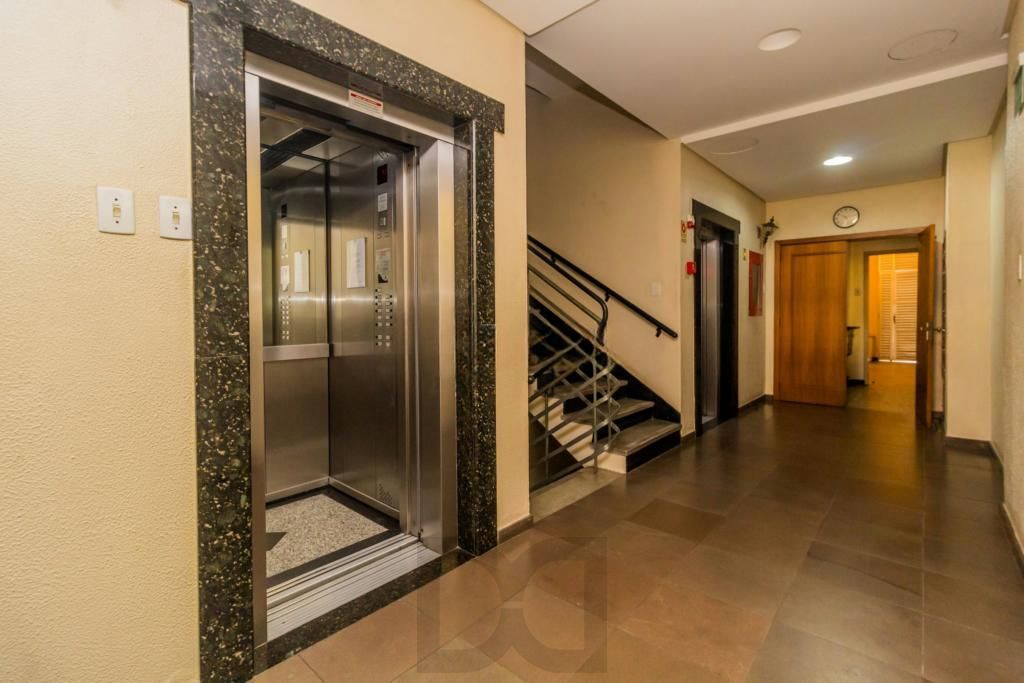 Apartamento com 03 dormitórios com 01 vaga de garagem escriturada sub solo — foto 34