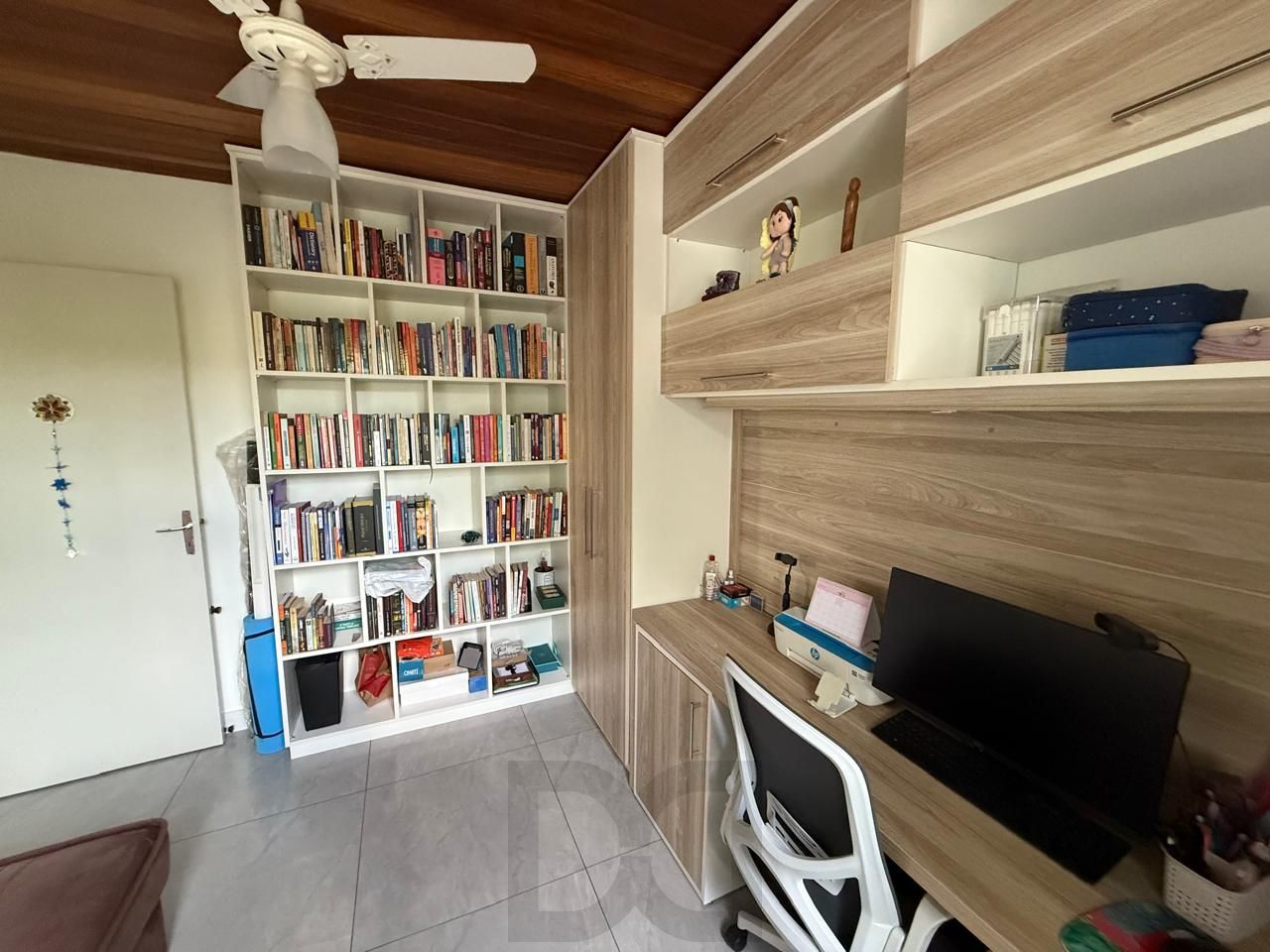 Casa com 03 dormitórios, sendo 02 suítes e garagem — foto 27