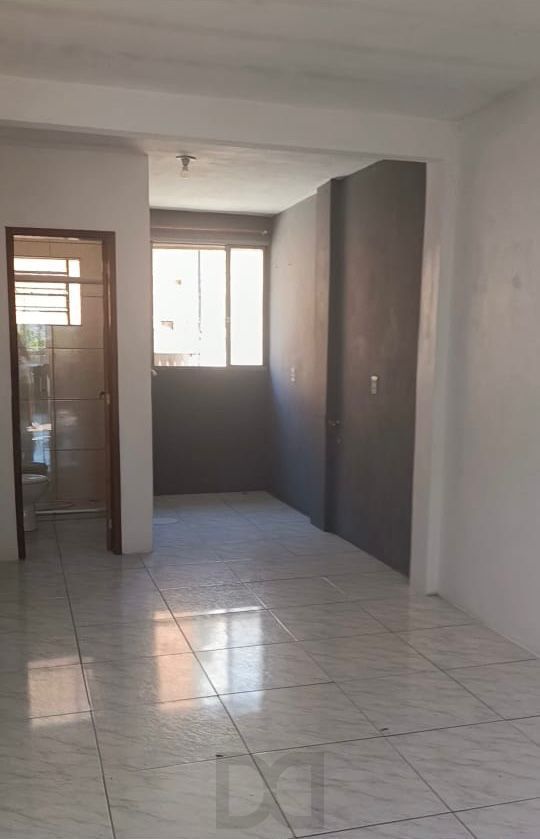 Prédio residencial 125,29 com 03 apartamentos com 02 dormitórios e 4 vagas de garagem — foto 2