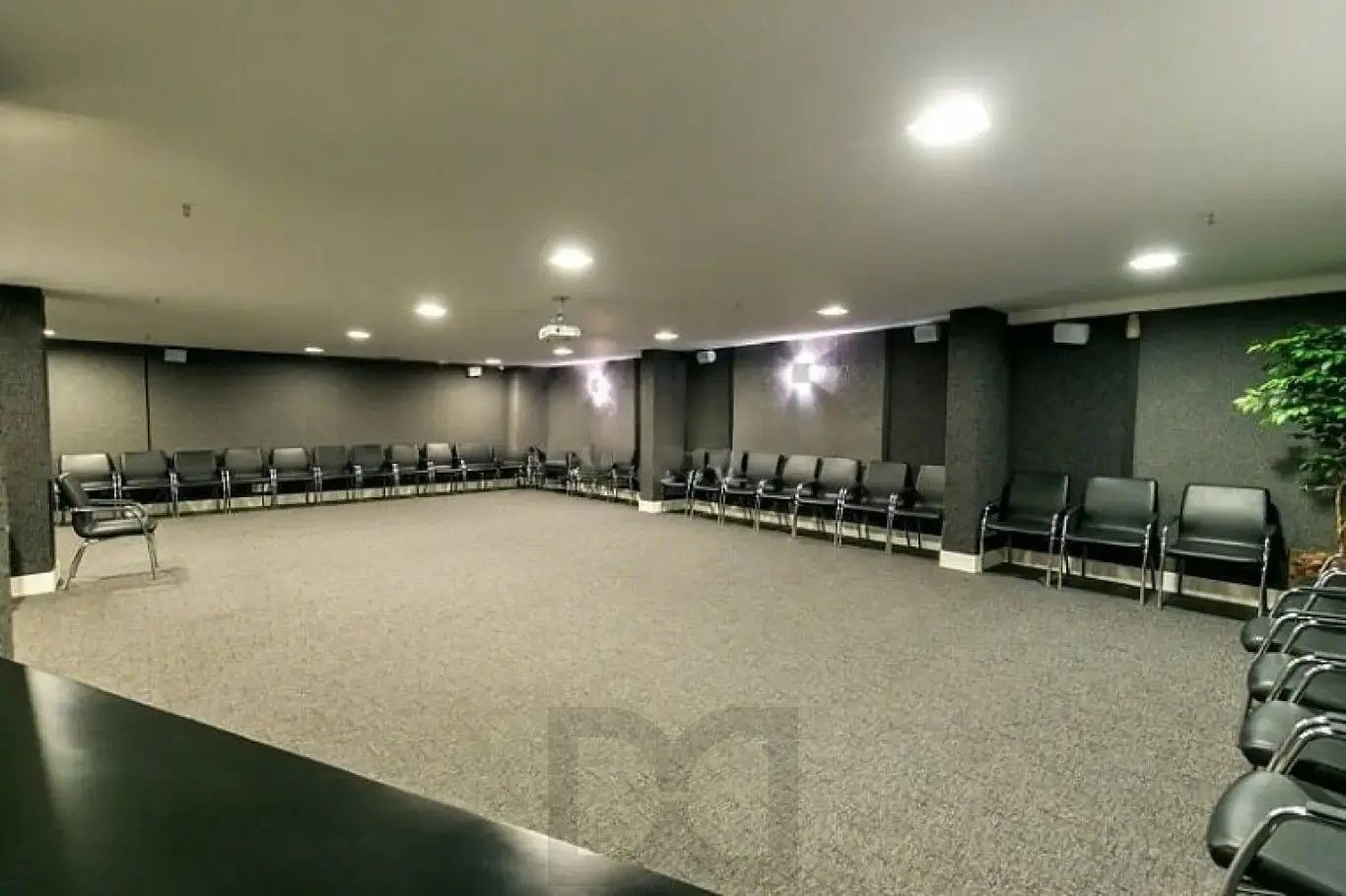 Uma excelente sala comercial no Hom Lindoia — foto 7