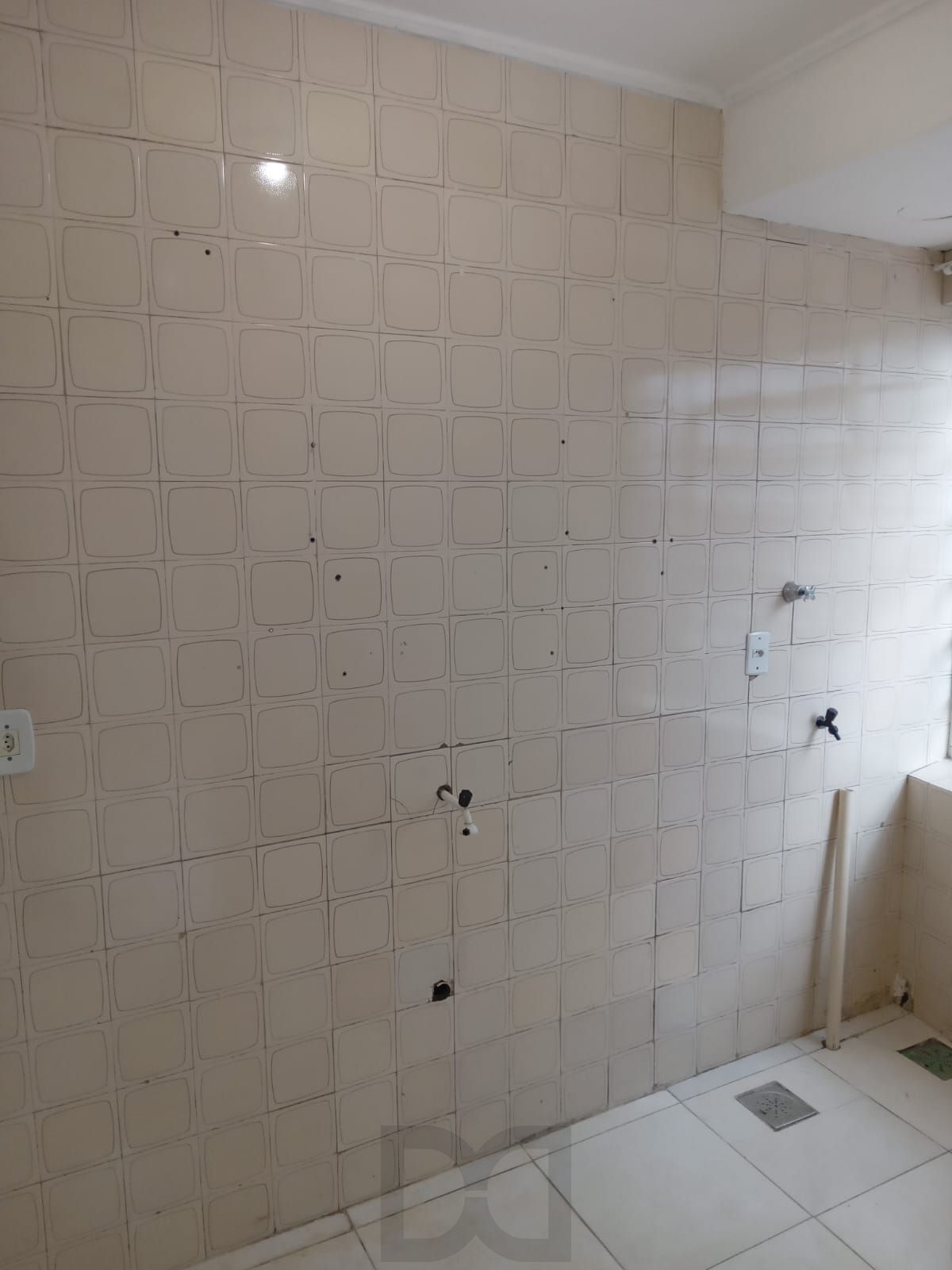 Apartamento 01 dormitório térreo sem garagem e elevador — foto 6