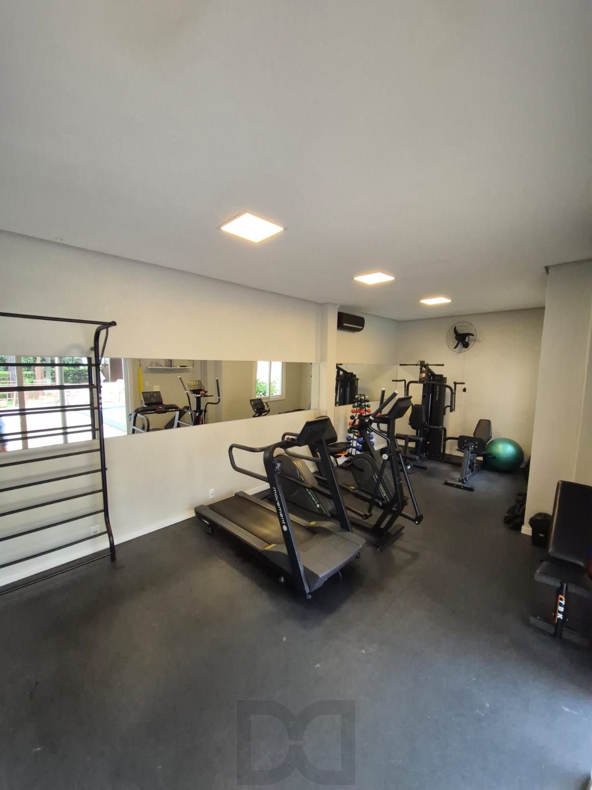 Apartamento mobiliado com 03 dormiórios, transformado em 02 e 02 vagas de garagem — foto 49