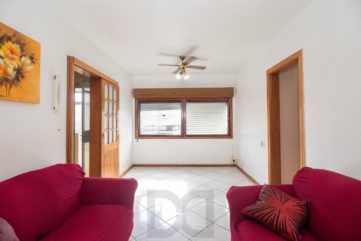 Apartamento com 72m² e com ambientes bem distribuídos no Passo d'Areia — foto 1