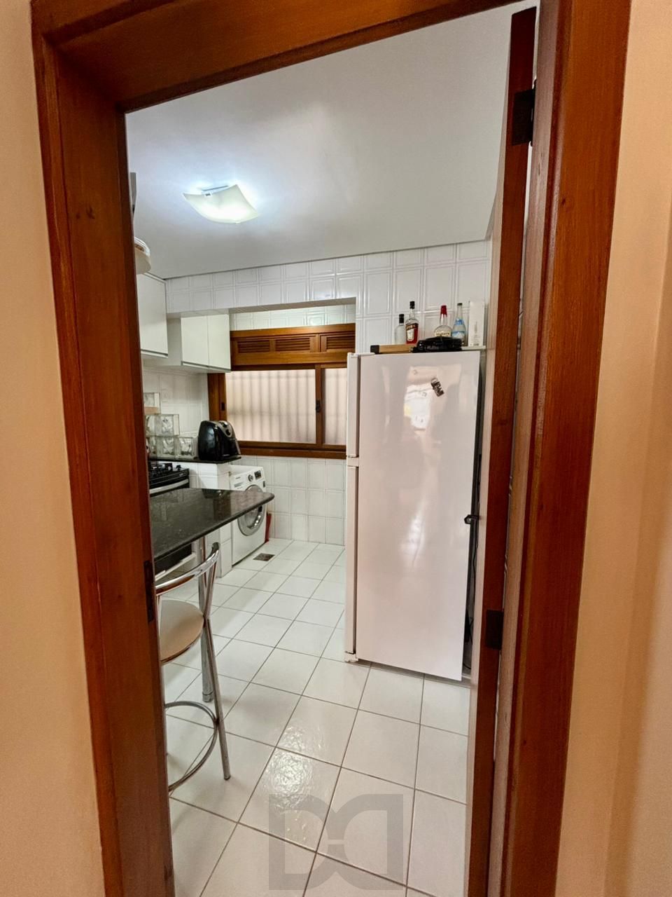 Apartamento com 01 dormitório com 01 vaga de garagem escriturada — foto 11