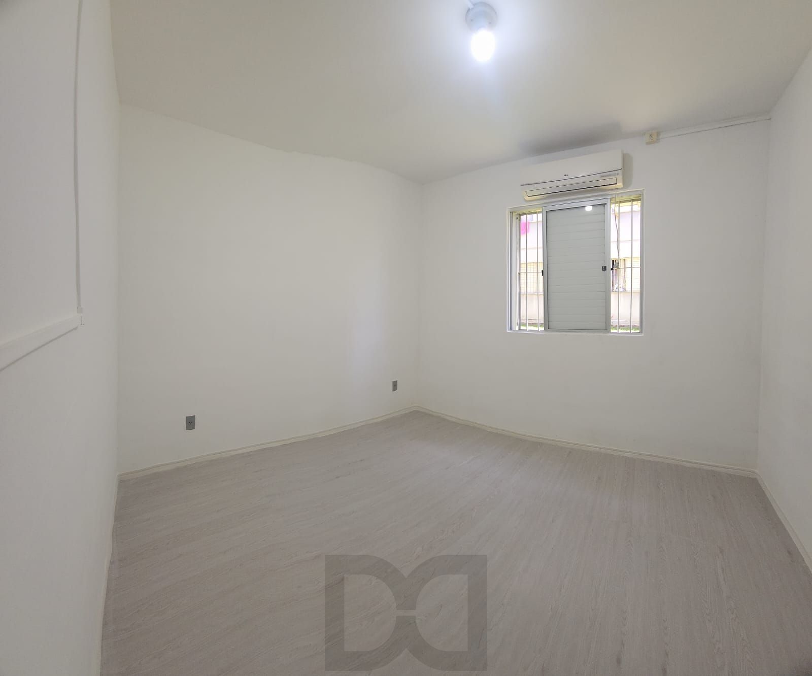 Apartamento com 02 dormitórios com 01 vaga de estacionamento rotativo — foto 2