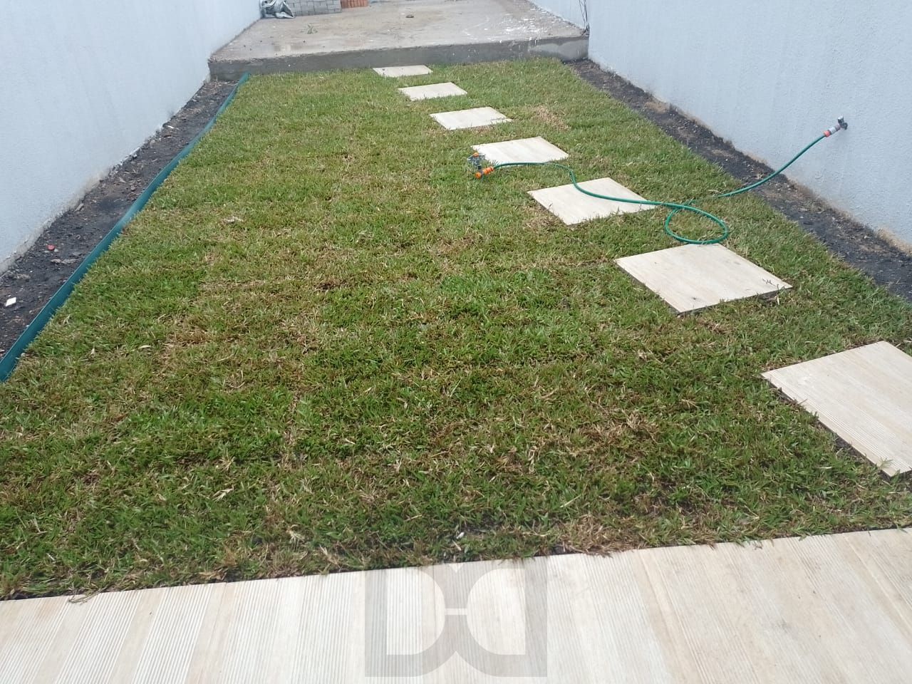 Belíssima casa de 4 dormitórios com 01 suíte com 2 vagas na Chácara das Pedras — foto 31