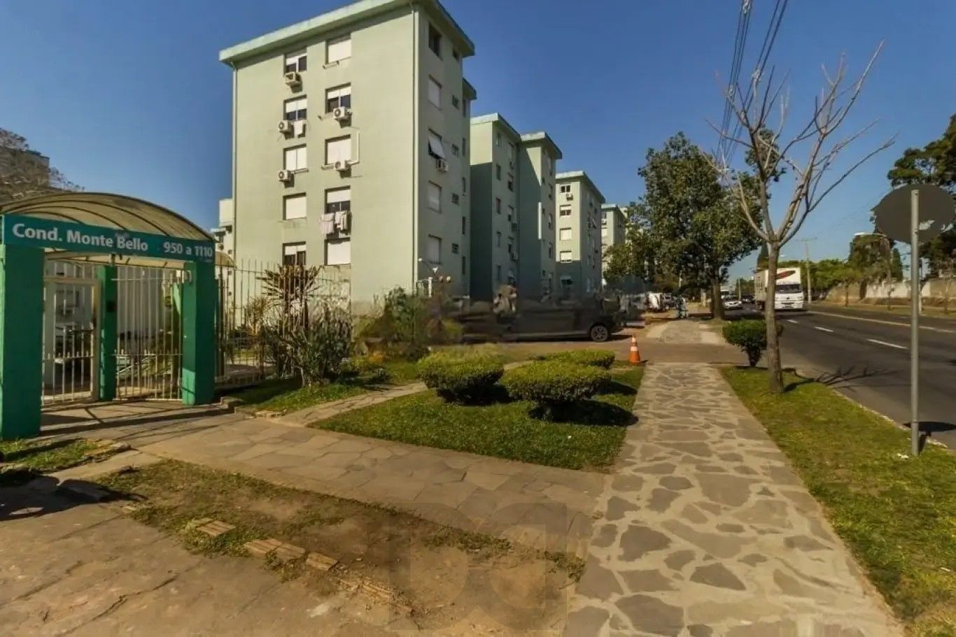 Apartamento com 02 dormitórios com estacionamento convenção — foto 15