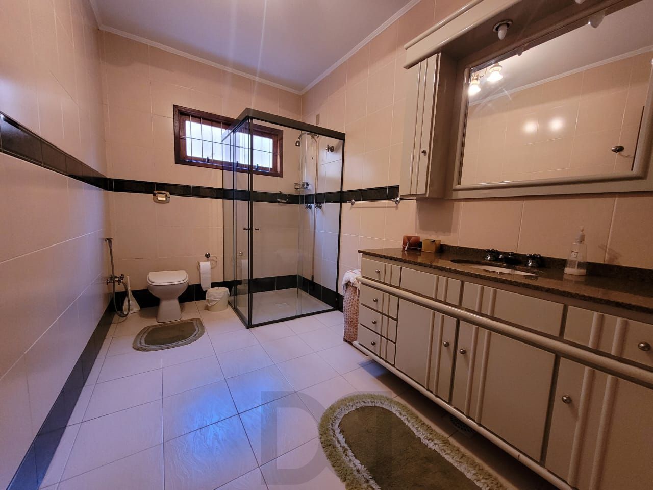 Casa térrea com 04 quartos e com 04 vagas de garagem — foto 19