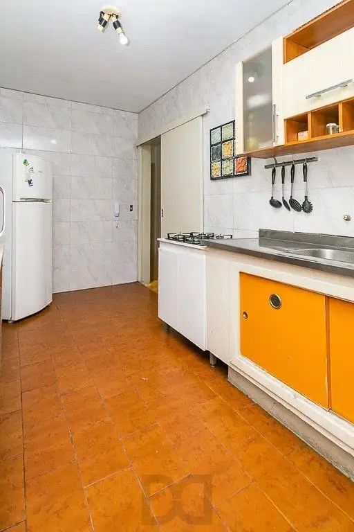 Apartamento 02 dormitórios com garagem convencionada "fixa" — foto 5