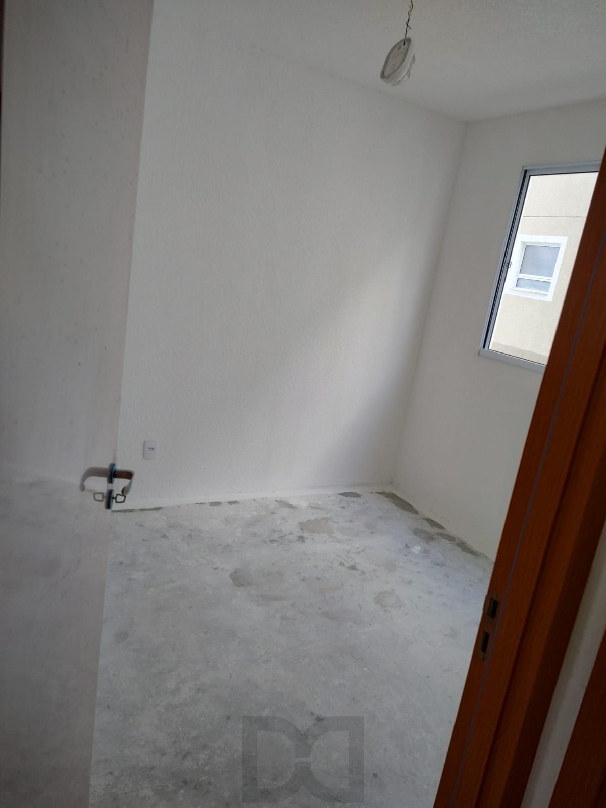 Apartamento 02 dormitórios com estacionamento rotativo no Bairro Restinga — foto 2