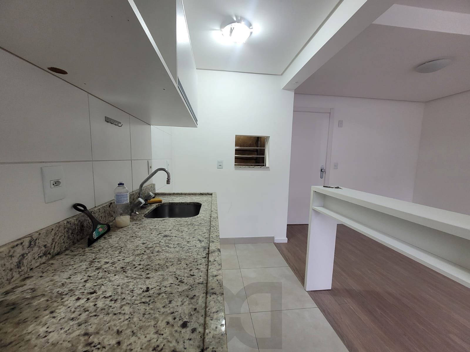 Apartamento com 2 Dormitórios e 1 Suíte, 2 Vagas, próximo ao colégio Dom Bosco — foto 5