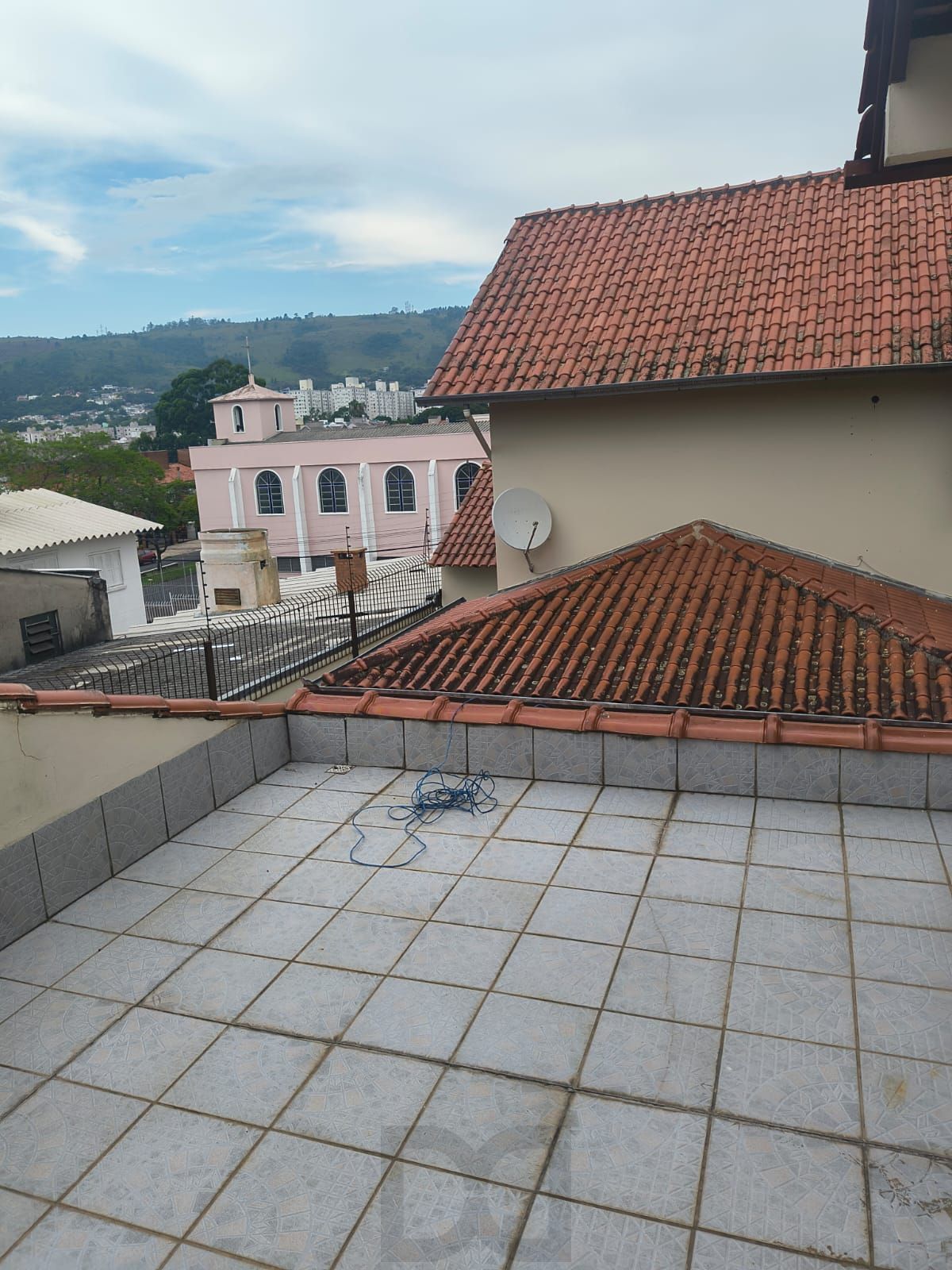 Casa com 03 dormitórios, 01 suíte e 02 vagas de garagem — foto 10