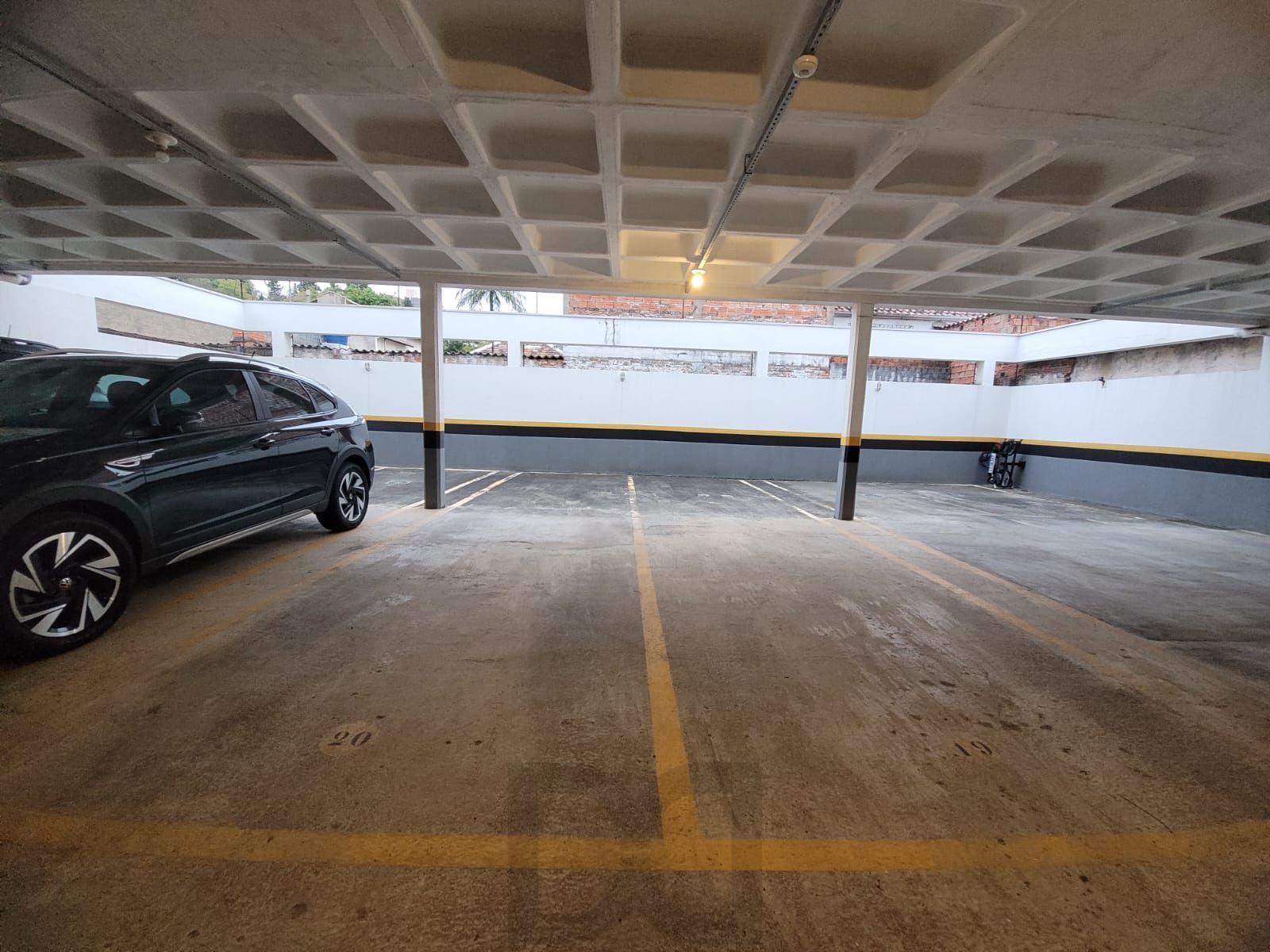 Apartamento com 2 Dormitórios e 1 Suíte, 2 Vagas, próximo ao colégio Dom Bosco — foto 26