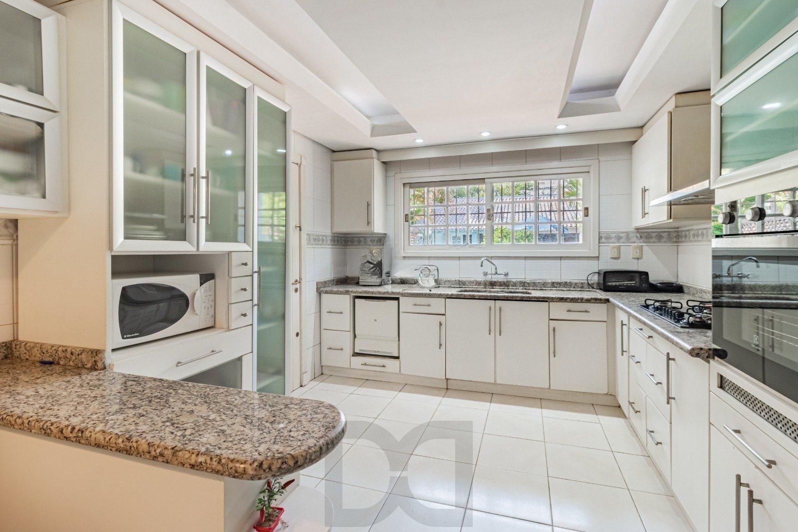 Casa 4 dormitórios no Jardim Planalto — foto 9