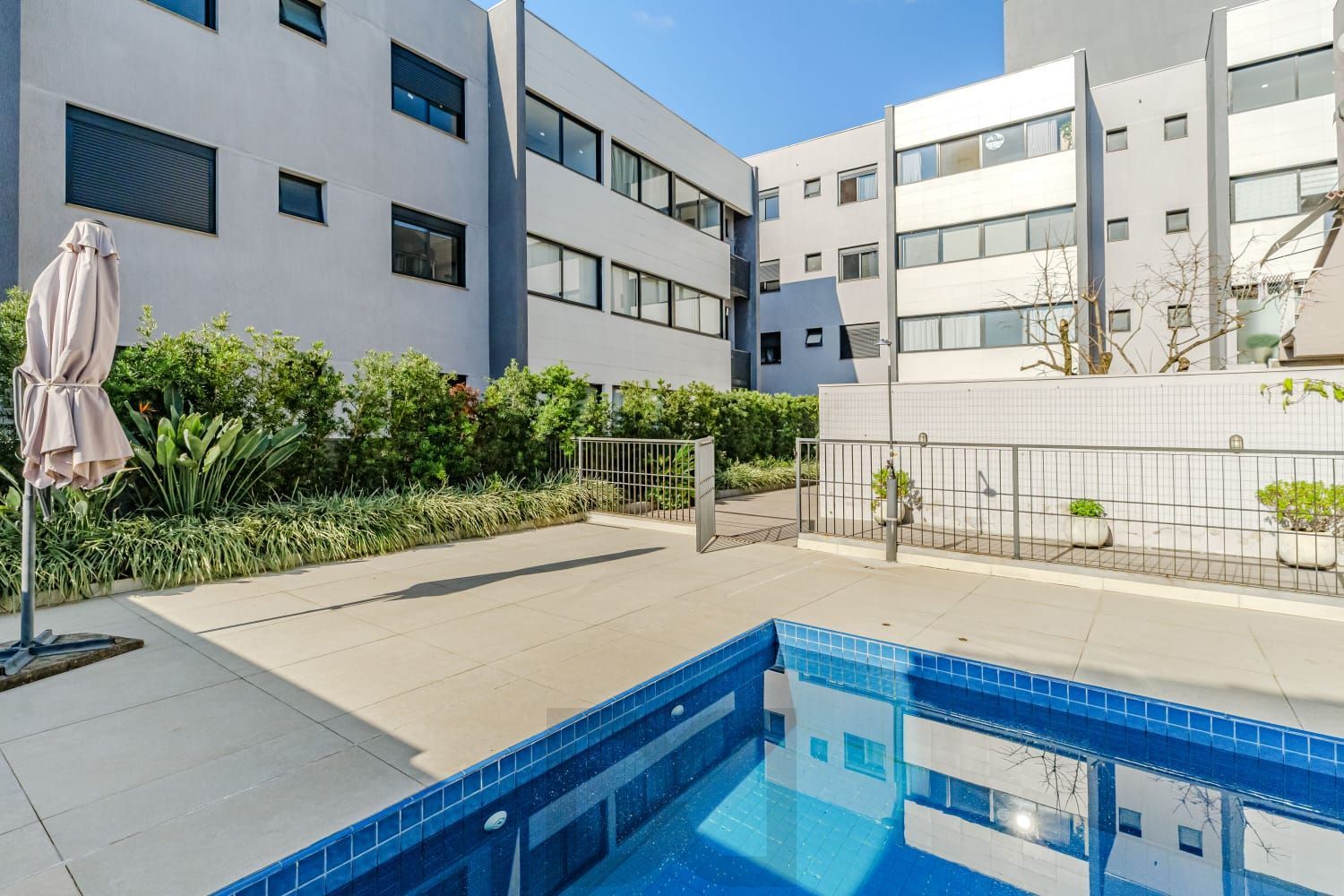 Apartamento 3 Dormitórios com 2 Suítes e 2 Vagas à Venda no Nonoai, Porto Alegre — foto 30