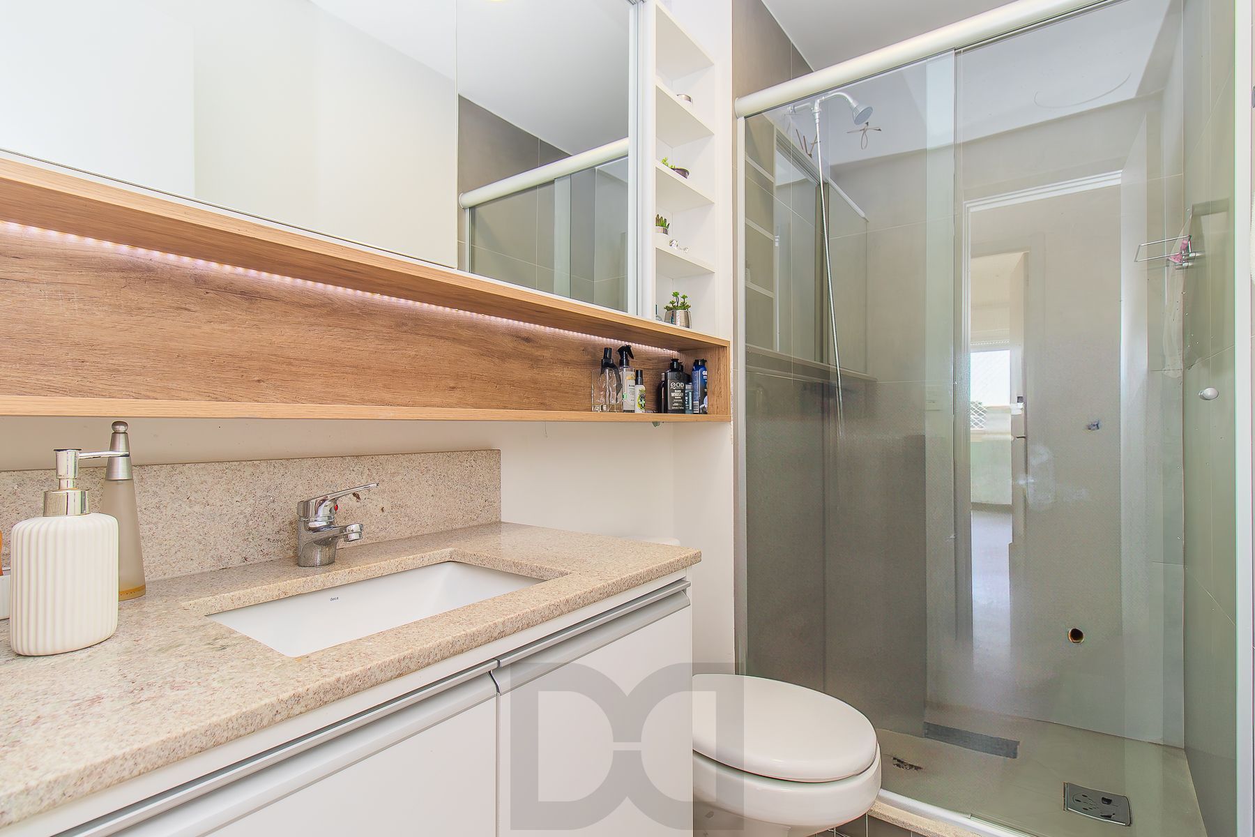 Apto. impecável semimobiliado em condomínio com lazer no Higienópolis — foto 14