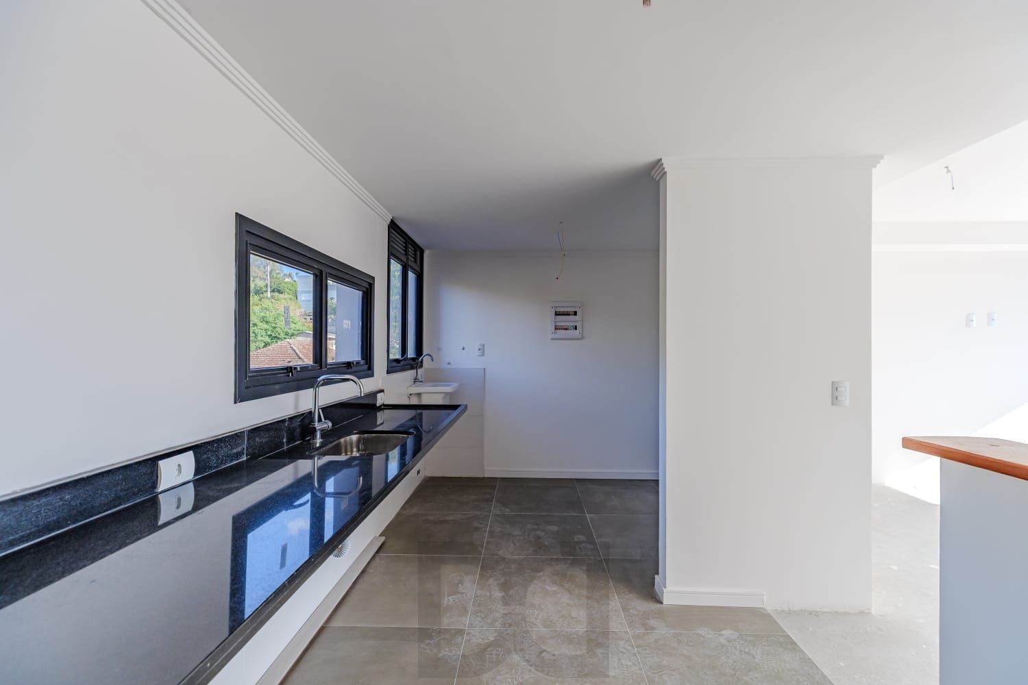 Apartamento 3 Dormitórios com 2 Suítes e 2 Vagas à Venda no Nonoai, Porto Alegre — foto 23