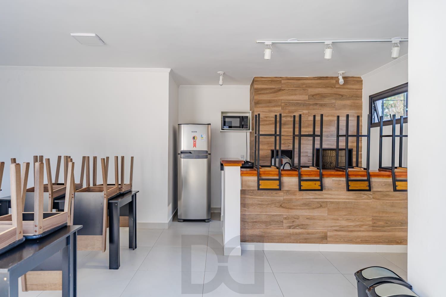 Apartamento 3 Dormitórios com 2 Suítes e 2 Vagas à Venda no Nonoai, Porto Alegre — foto 42