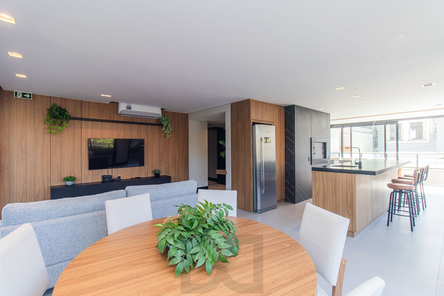 Incrível apartamento mobiliado 2 suítes novo no Menino Deus — foto 39