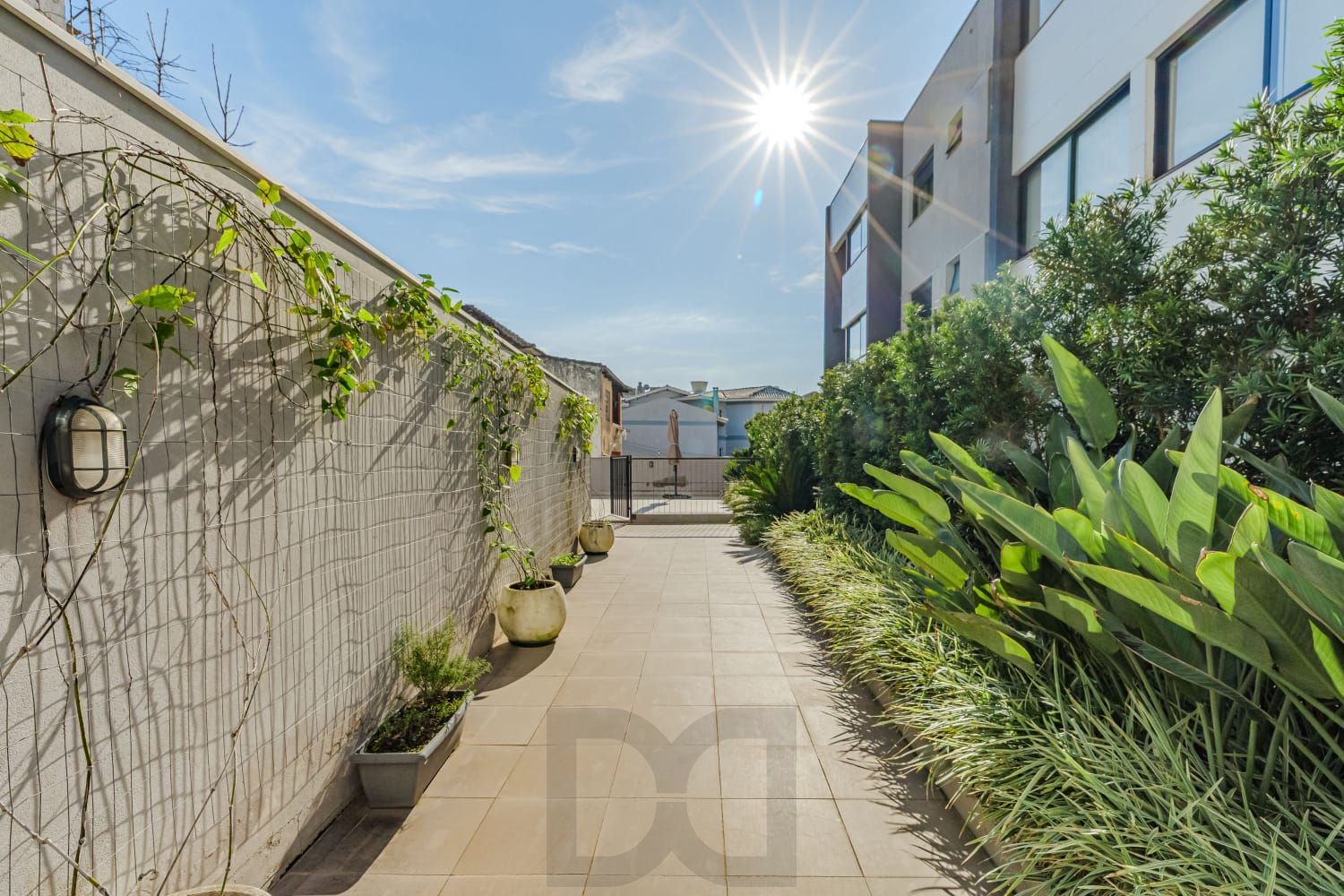 Apartamento 3 Dormitórios com 2 Suítes e 2 Vagas à Venda no Nonoai, Porto Alegre — foto 37