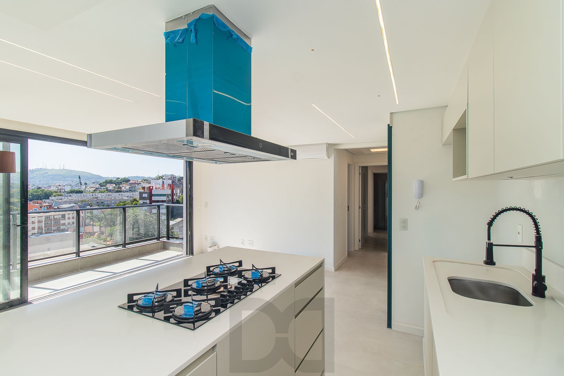Incrível apartamento mobiliado 2 suítes novo no Menino Deus — foto 9